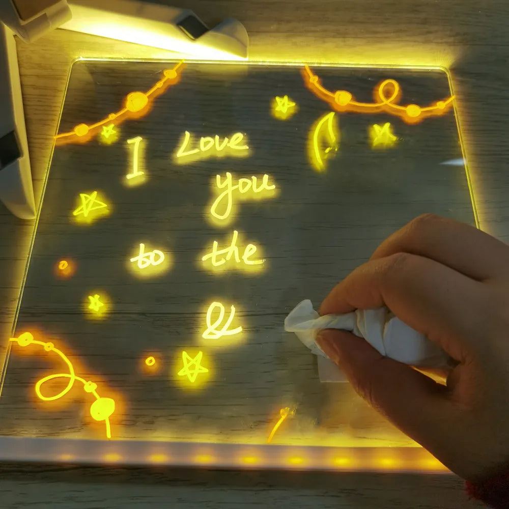 50% RABAT | Drawing Light™ - Oplyste fantasier - Tegnebræt